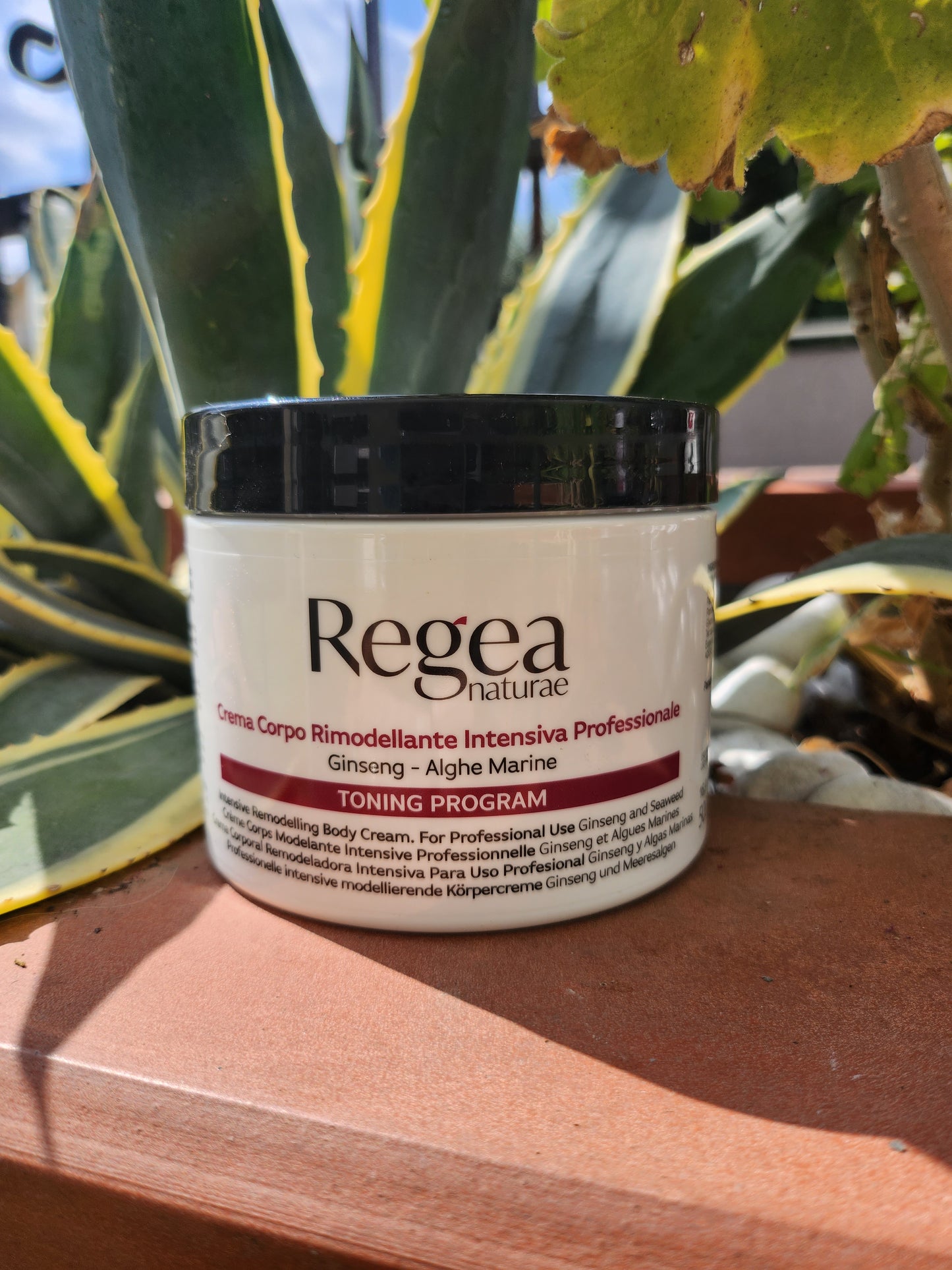 Crema Corpo Rimodellante  Professionale 250ml regea,  per pelli vigorose ed elastiche.