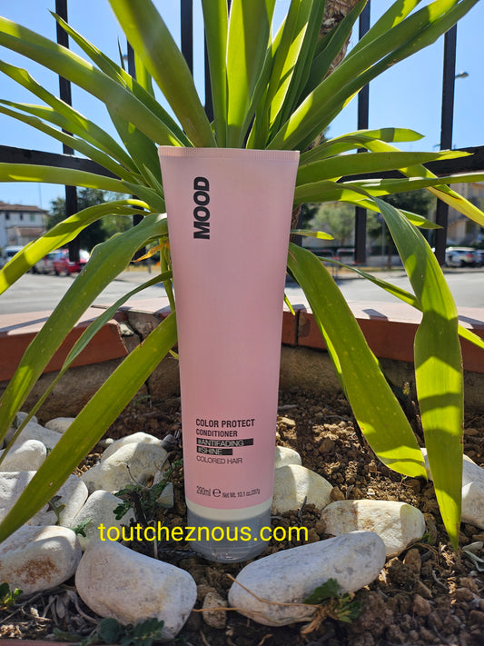 MOOD color protect conditioner, balsamo per capelli colorati 290ml.