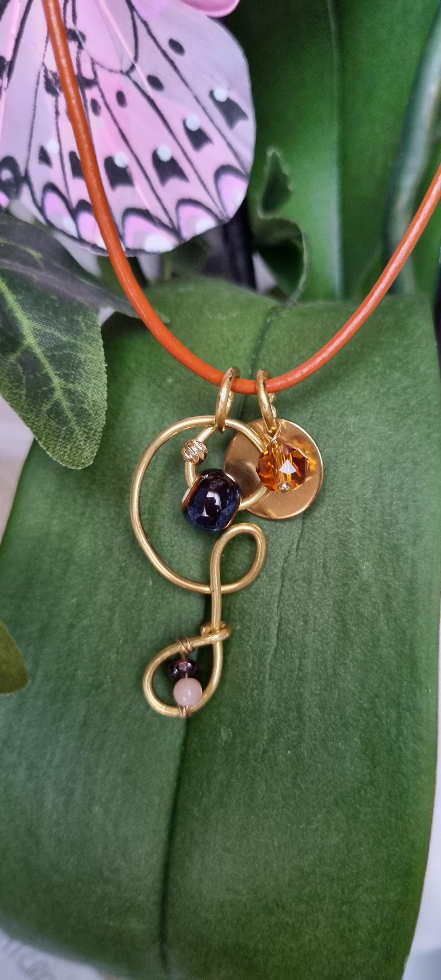 COLLANA CON LETTERA "G"